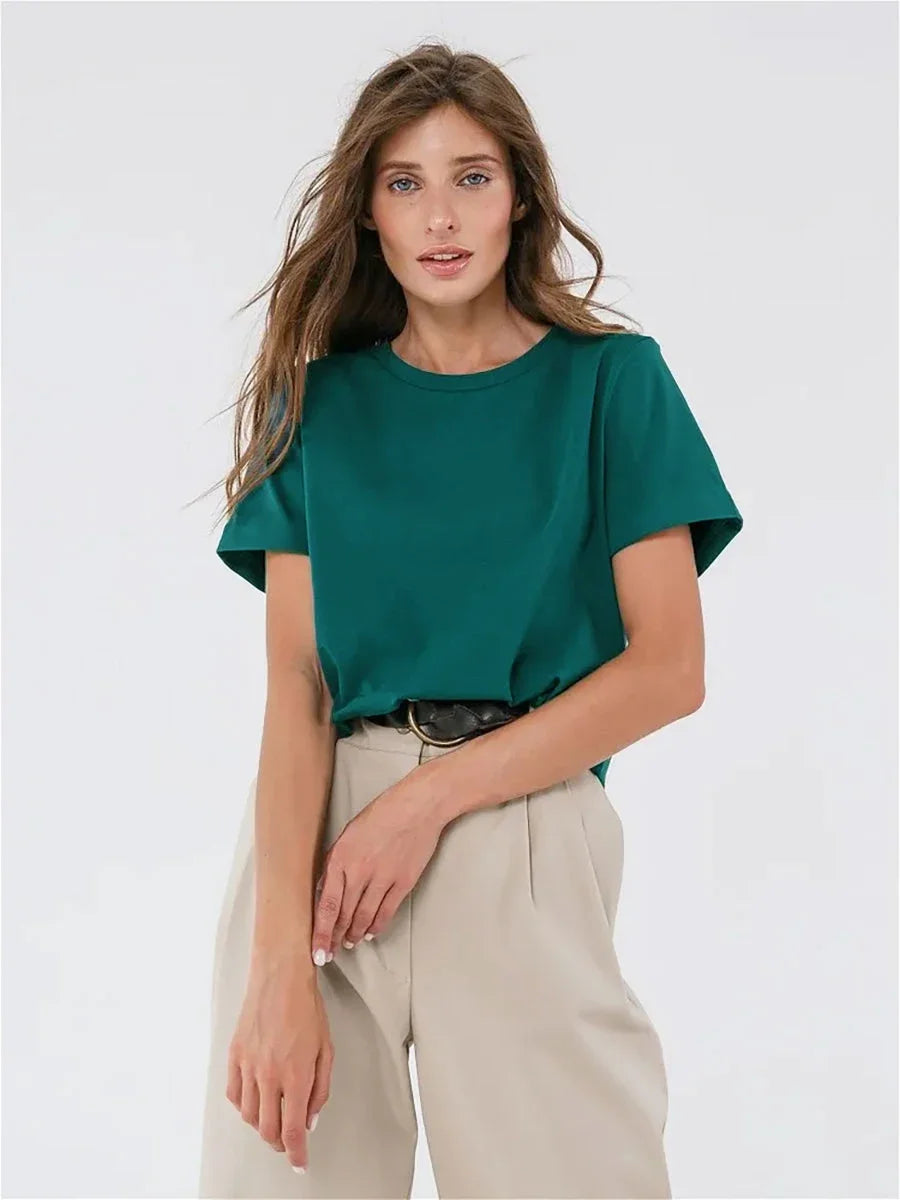 Women's solid color T-shirt - loose fit