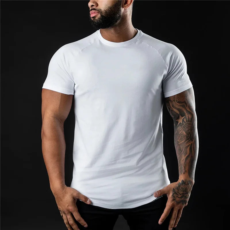 Men's Basic Fitness T-shirt - Slim Fit