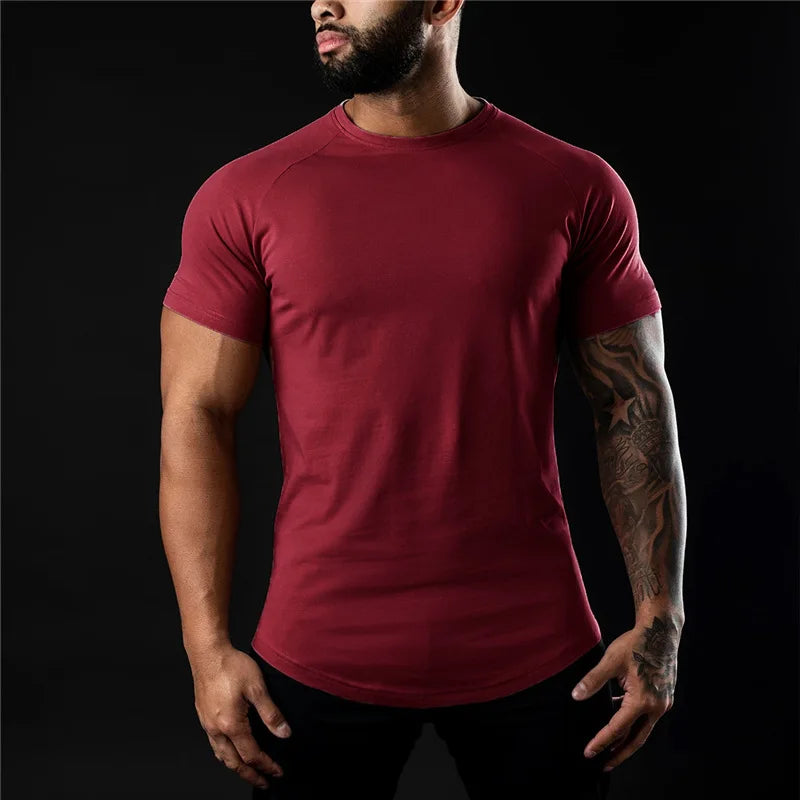 Men's Basic Fitness T-shirt - Slim Fit