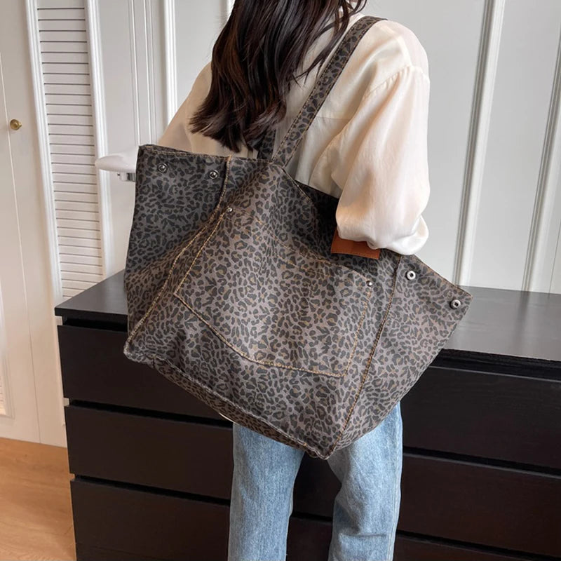 Leopard Pattern Tote Bag